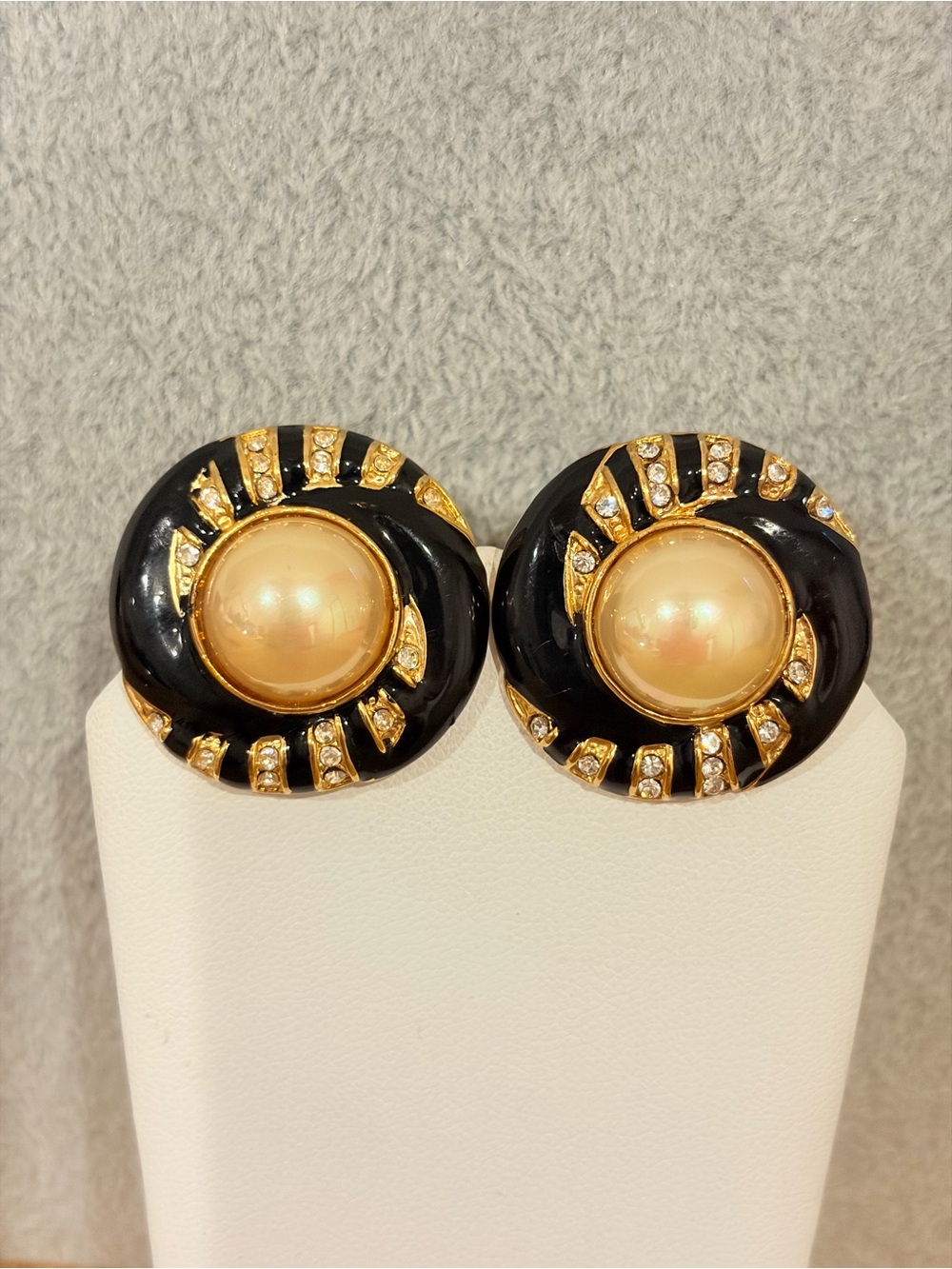 Vintage unsigned black enamel and rhinestone earrings